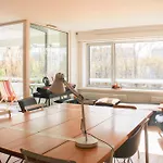 Spacious Cocoon With A Terrace View On The Canal