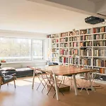 Lejlighed Spacious Cocoon With A Terrace View On The Canal
