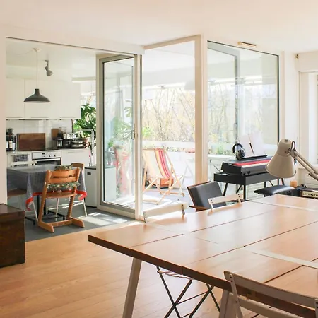 Appartement Spacious Cocoon With A Terrace View On The Canal