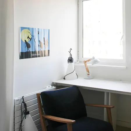 Apartman Spacious Cocoon With A Terrace View On The Canal *