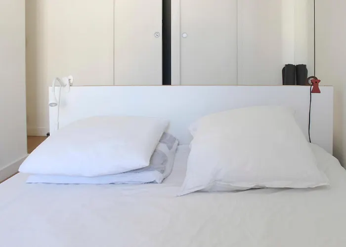 شقة Spacious Cocoon With A Terrace View On The Canal باريس