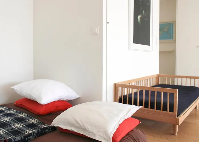 شقة Spacious Cocoon With A Terrace View On The Canal
